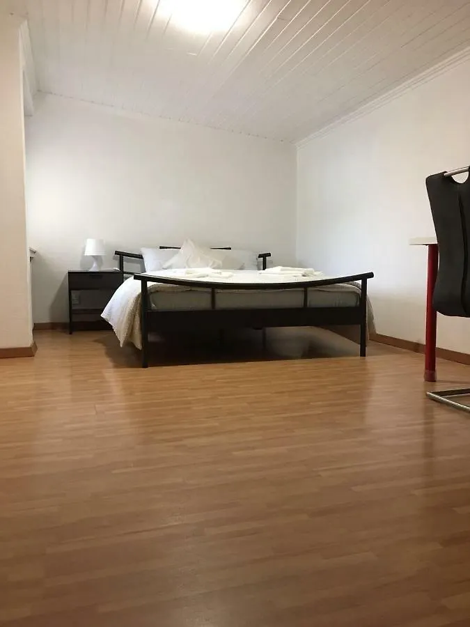 Apartment Chez Tony 施特拉森
